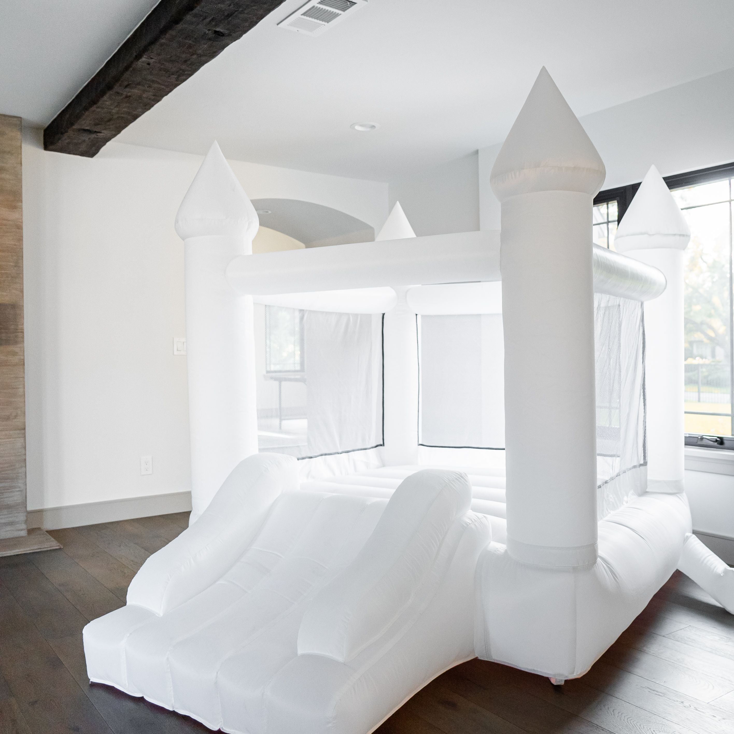 How To Set Up Your Bounce House Indoors