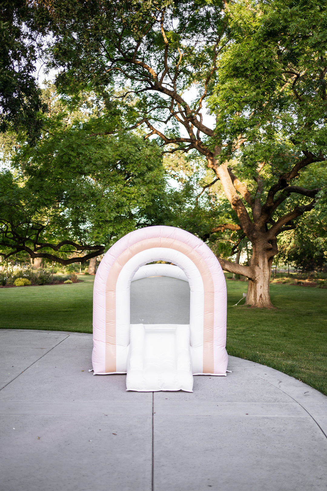 Mini Sherbet - Pink Rainbow Bounce House – Mini Castles